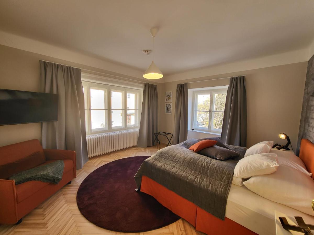 Orange Flat By Grazrentals Highest Standard & Free Parking Екстериор снимка
