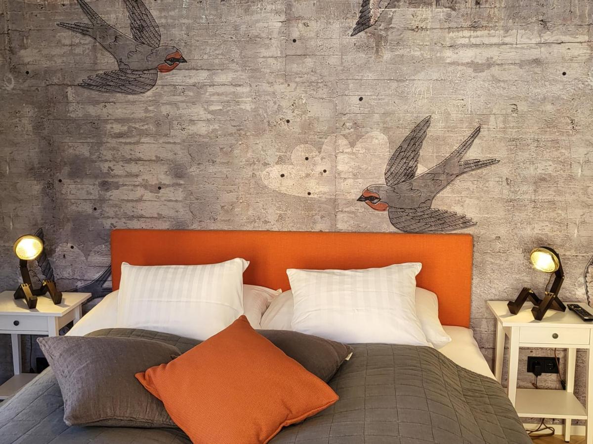 Orange Flat By Grazrentals Highest Standard & Free Parking Екстериор снимка